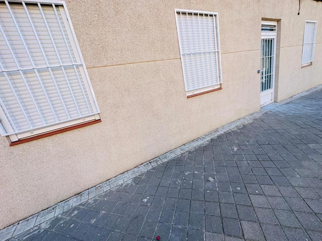 Hospedaje Cuatro Vientos مدريد المظهر الخارجي الصورة